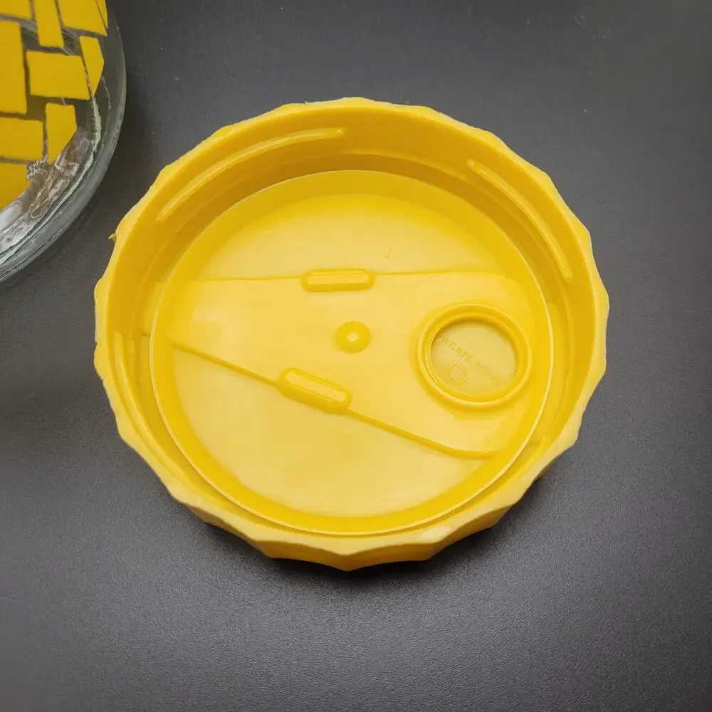 Vintage Yellow Woven Glass Pitcher Plastic Lid Mid Century Lemonade Retro